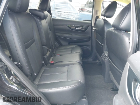 2017 Nissan Rogue SL with VIN 5N1AT2MV9HC868890, listed as a IAAI auction lot 41924174 with 91,037 mi miles. Bid and sale history available at carsss.com. Image 8.