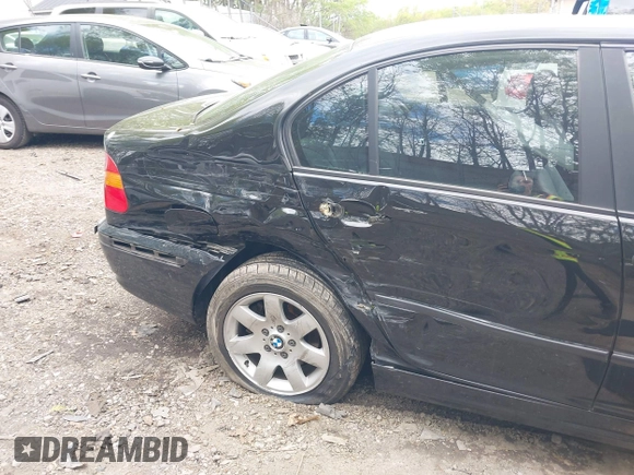 2003 BMW 3 Series 325i with VIN WBAEV334X3KL81434, listed as a IAAI auction lot 42186211 with 173,179 mi miles and . Bid and sale history available at DreamBid. Image 6.