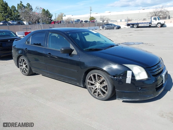 2007 Ford Fusion SE with VIN 3FAHP07Z97R164673, listed as a IAAI auction lot 41837270 with 190,453 mi miles. Bid and sale history available at carsss.com. Image 1.