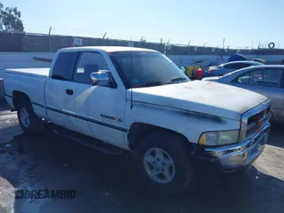 1997 Dodge 1500 with VIN 3B7HC13Z2VG714063, listed as a IAAI auction lot 41725318 with 306,824 mi miles and . Bid and sale history available at DreamBid. Image 1.