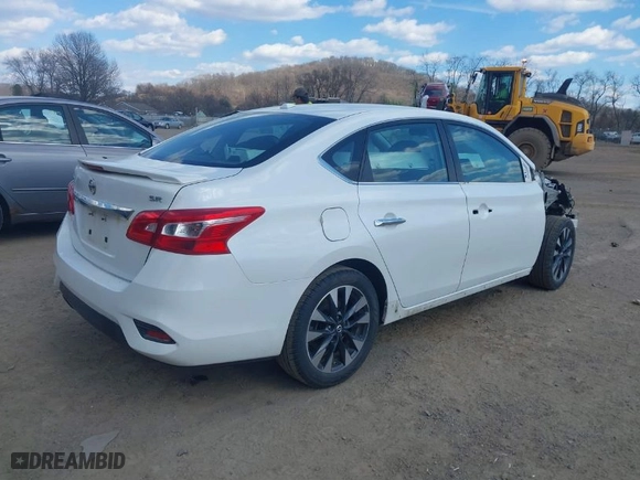 2018 Nissan Sentra SV with VIN 3N1AB7APXJY211638, listed as a IAAI auction lot 41902831 with 126,863 mi miles. Bid and sale history available at carsss.com. Image 4.