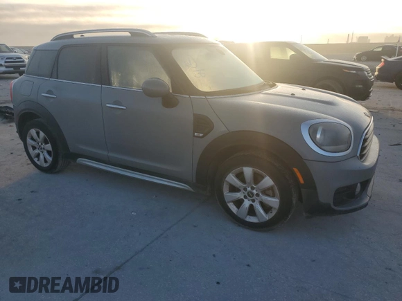 2019 MINI Countryman Cooper z VIN WMZYS7C59K3F45924, wystawiony jako Copart lot #44688395 z przebiegiem 93 967 mil mil oraz Szkoda całkowita • Salvage title. Historia ofert i sprzedaży dostępna na DreamBid. Obrazek 4.