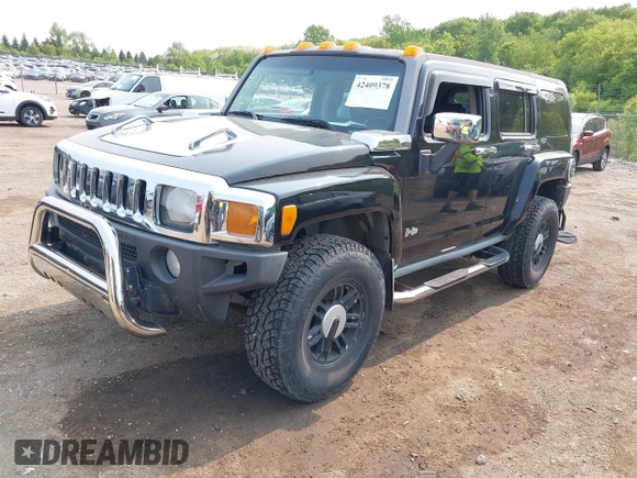 2006 Hummer H3 z VIN 5GTDN136X68192605, wystawiony jako IAAI lot #42409378 z przebiegiem 173 210 mil mil oraz . Historia ofert i sprzedaży dostępna na DreamBid. Obrazek 2.