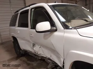 2005 Chevrolet Tahoe Z71 with VIN 1GNEC13TX5R173365, listed as a IAAI auction lot 41630555 with 188,675 mi miles. Bid and sale history available at carsss.com. Image 6.