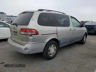 2002 Toyota Sienna LE with VIN 4T3ZF13CX2U473002, listed as a Copart auction lot 86553254 with 359,659 mi miles and Salvage Title. Bid and sale history available at carsss.com. Image 3.