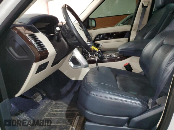 2020 Land Rover Range Rover z VIN SALGS5SEXLA572439, wystawiony jako Copart lot #84439144 z przebiegiem 64 829 mil mil oraz Czysty tytuł • Clean title. Historia ofert i sprzedaży dostępna na DreamBid. Obrazek 7.