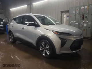 2022 Chevrolet Bolt EUV LT with VIN 1G1FY6S01N4112060, listed as a Copart auction lot 46893925 with 58,812 mi miles and Salvage Title. Bid and sale history available at carsss.com. Image 4.