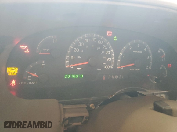 2003 Ford F-150 XLT with VIN 1FTRW08L23KA65560, listed as a Copart auction lot 61349145 with 207,887 mi miles and Salvage title. Bid and sale history available at DreamBid. Image 9.