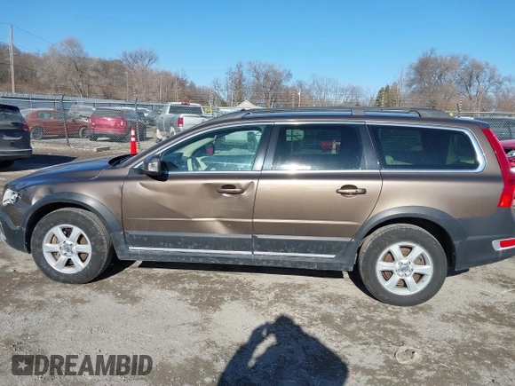 2013 Volvo XC70 3.2L with VIN YV4952BZ6D1154242, listed as a IAAI auction lot 41370020 with 190,784 mi miles and . Bid and sale history available at DreamBid. Image 14.