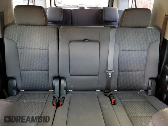 2019 Chevrolet Suburban LS с VIN 1GNSKGKC0KR321738, выставлен на аукционе Copart как лот 77894554 с пробегом 80 612 миль миль и Списание • Salvage title. История ставок и продаж доступна на DreamBid. Изображение 10.