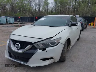 2017 Nissan Maxima SV with VIN 1N4AA6AP6HC416814, listed as a IAAI auction lot 41960419 with 190,967 mi miles and . Bid and sale history available at DreamBid. Image 6.