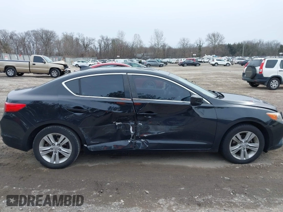 2013 Acura ILX with VIN 19VDE1F33DE003359, listed as a IAAI auction lot 41628219 with 167,171 mi miles. Bid and sale history available at carsss.com. Image 11.