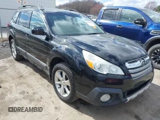 2014 Subaru Outback 2.5i Limited with VIN 4S4BRBLC4E3235812, listed as a IAAI auction lot 41851781 with 271,509 mi miles. Bid and sale history available at carsss.com. Image 1.