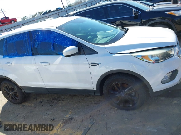 2017 Ford Escape SE with VIN 1FMCU0GD9HUE77231, listed as a IAAI auction lot 41776899 with 71,097 mi miles. Bid and sale history available at carsss.com. Image 13.
