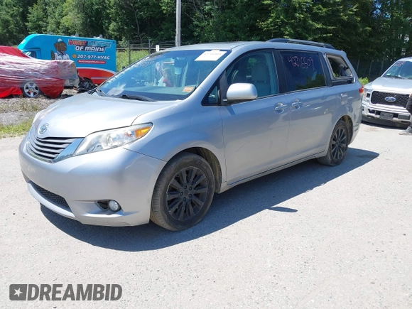 2012 Toyota Sienna XLE с VIN 5TDDK3DC9CS035753, выставлен на аукционе IAAI как лот 42716509 с пробегом 224 135 миль миль и . История ставок и продаж доступна на DreamBid. Изображение 17.