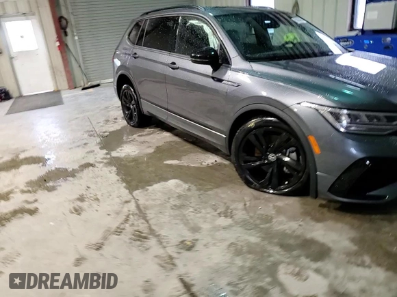2024 Volkswagen Tiguan SE R-Line Black with VIN 3VV8B7AX9RM030160, listed as a Copart auction lot 53003965 with 12,381 mi miles and Salvage title. Bid and sale history available at DreamBid. Image 12.