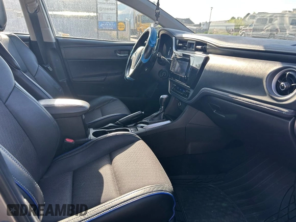 2019 Toyota Corolla L z VIN 5YFBURHE1KP903350, wystawiony jako Copart lot #57817825 z przebiegiem 236 109 mil mil oraz Tytuł czysty. Historia ofert i sprzedaży dostępna na DreamBid. Obrazek 5.