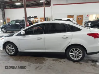 2017 Ford Focus SE с VIN 1FADP3F21HL303635, выставлен на аукционе IAAI как лот 42423956 с пробегом 87 952 миль миль и . История ставок и продаж доступна на DreamBid. Изображение 15.