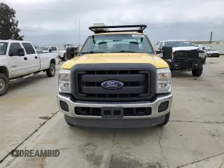 2013 Ford F-250 XL with VIN 1FTBF2B67DEA75470, listed as a Copart auction lot 42008835 with 258,190 mi miles and Clean title. Bid and sale history available at DreamBid. Image 5.