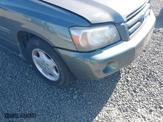 2006 Toyota Highlander w/3rd Row with VIN JTEEP21A760139373, listed as a IAAI auction lot 42001470 with 235,899 mi miles. Bid and sale history available at carsss.com. Image 6.