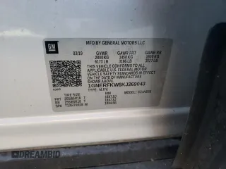 2019 Chevrolet Traverse LS z VIN 1GNERFKW6KJ269043, wystawiony jako Copart lot #53783705 z przebiegiem 98 910 mil mil oraz Nie do naprawy • Non repairable. Historia ofert i sprzedaży dostępna na DreamBid. Obrazek 13.