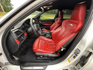 2015 BMW M3 z VIN WBS3C9C57FP803591, wystawiony jako Copart lot #60759945 z przebiegiem 183 101 mil mil oraz Czysty tytuł • Clean title. Historia ofert i sprzedaży dostępna na DreamBid. Obrazek 13.