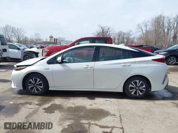 2017 Toyota Prius Plus with VIN JTDKARFP5H3067671, listed as a IAAI auction lot 41817936 with 69,155 mi miles and . Bid and sale history available at DreamBid. Image 14.