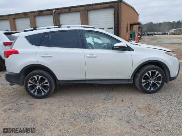 2015 Toyota RAV4 Limited with VIN 2T3YFREV2FW167829, listed as a IAAI auction lot 41504747 with 132,488 mi miles. Bid and sale history available at carsss.com. Image 13.