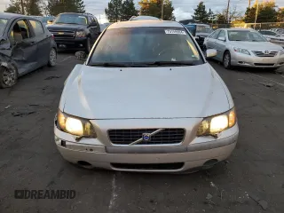 2004 Volvo S60 with VIN YV1RH59H342395236, listed as a Copart auction lot 75759904 with 143,852 mi miles and Salvage Title. Bid and sale history available at carsss.com. Image 5.