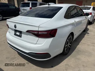 2022 Volkswagen Jetta Sport with VIN 3VWBM7BU3NM027362, listed as a IAAI auction lot 42825425 with 61,582 mi miles and . Bid and sale history available at DreamBid. Image 1.