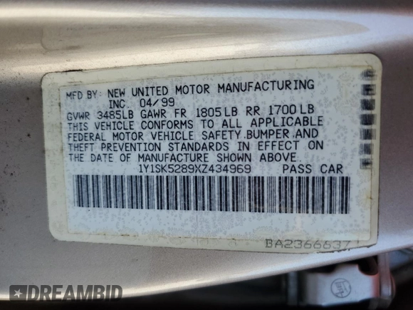 1999 Chevrolet Prizm z VIN 1Y1SK5289XZ434969, wystawiony jako Copart lot #46578035 z przebiegiem 152 842 mil mil oraz Szkoda całkowita • Salvage title. Historia ofert i sprzedaży dostępna na DreamBid. Obrazek 12.