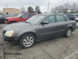 2005 Ford Five Hundred SEL with VIN 1FAFP24195G163447, listed as a Copart auction lot 81082594 with 257,955 mi miles and Salvage Title. Bid and sale history available at carsss.com. Image 1.