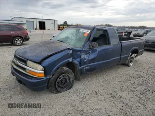 2001 Chevrolet S-10 LS with VIN 1GCCS19W418106801, listed as a Copart auction lot 81539934 with 277,217 mi miles and Salvage Title. Bid and sale history available at DreamBid. Image 1.