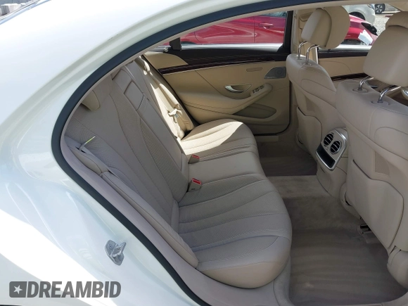 2016 Mercedes-Benz S 550 z VIN WDDUG8FB2GA226166, wystawiony jako IAAI lot #42317125 z przebiegiem 88 418 mil mil oraz . Historia ofert i sprzedaży dostępna na DreamBid. Obrazek 8.