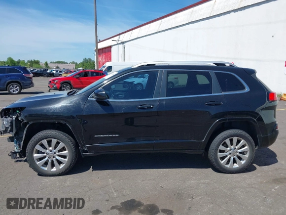 2017 Jeep Cherokee Overland z VIN 1C4PJMJS1HW530604, wystawiony jako IAAI lot #41701168 z przebiegiem 112 945 mil mil oraz . Historia ofert i sprzedaży dostępna na DreamBid. Obrazek 15.