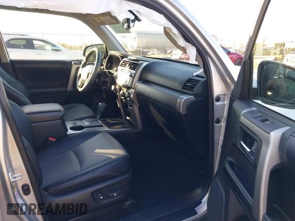 2017 Toyota 4Runner SR5 with VIN JTEZU5JR2H5153527, listed as a IAAI auction lot 41352819 with 109,868 mi miles and . Bid and sale history available at DreamBid. Image 5.