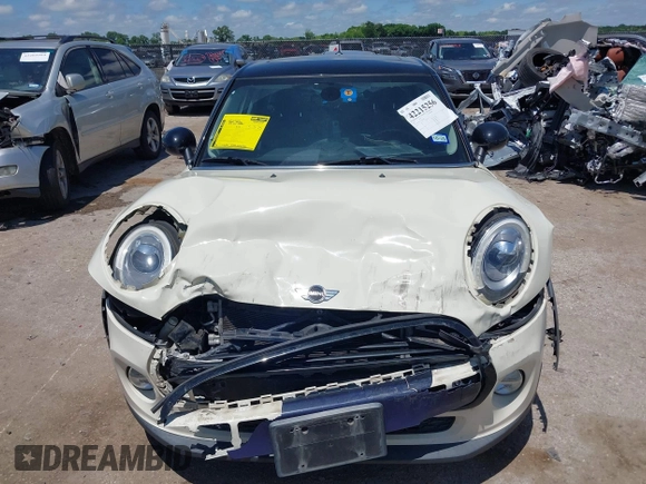 2016 MINI Hardtop 4 Door z VIN WMWXU1C50G2D08848, wystawiony jako IAAI lot #42215256 z przebiegiem 102 643 mil mil oraz . Historia ofert i sprzedaży dostępna na DreamBid. Obrazek 13.