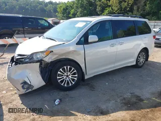 2020 Toyota Sienna XLE Auto Access Seat with VIN 5TDYZ3DC5LS048304, listed as a IAAI auction lot 42658852 with 53,797 mi miles and . Bid and sale history available at DreamBid. Image 17.