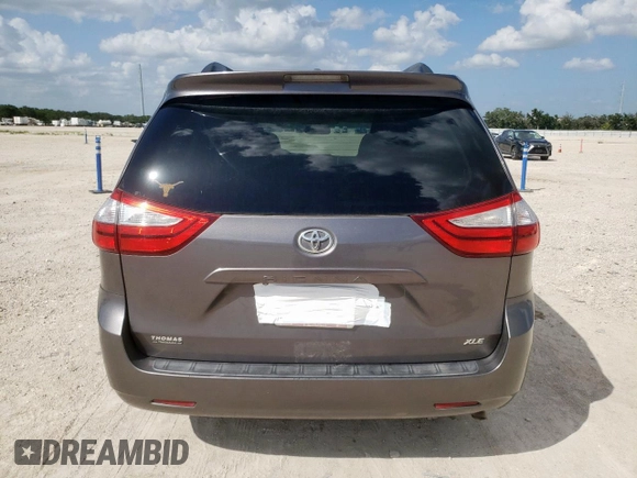 2015 Toyota Sienna XLE with VIN 5TDYK3DC4FS629558, listed as a Copart auction lot 64062045 with 172,669 mi miles and Clean title. Bid and sale history available at DreamBid. Image 6.