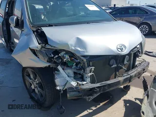 2015 Toyota Sienna SE with VIN 5TDXK3DC7FS684341, listed as a IAAI auction lot 41959077 with 154,377 mi miles and . Bid and sale history available at DreamBid. Image 18.