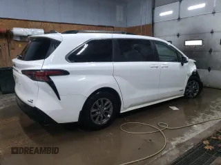 2021 Toyota Sienna LE with VIN 5TDBSKFCXMS023725, listed as a Copart auction lot 81284903 with Not provided miles and Salvage title. Bid and sale history available at DreamBid. Image 3.