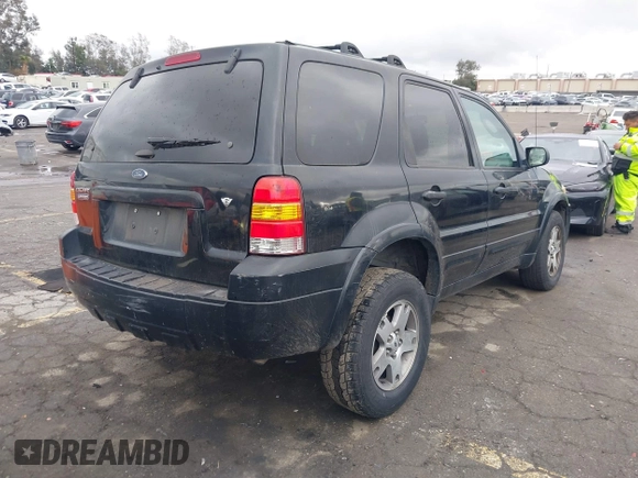 2005 Ford Escape Limited z VIN 1FMYU04155KC05430, wystawiony jako IAAI lot #41784958 z przebiegiem 190 822 mil mil oraz . Historia ofert i sprzedaży dostępna na DreamBid. Obrazek 4.
