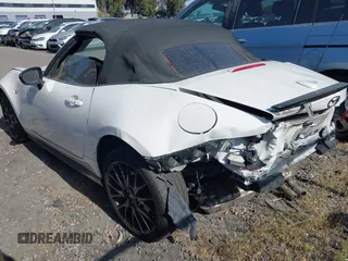 2016 Mazda MX-5 Miata Club z VIN JM1NDAC72G0109482, wystawiony jako IAAI lot #42042540 z przebiegiem 46 853 mil mil oraz . Historia ofert i sprzedaży dostępna na DreamBid. Obrazek 3.