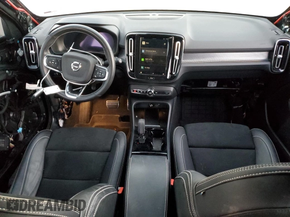 2021 Volvo XC40 z VIN YV4ED3UR9M2561647, wystawiony jako Copart lot #85908524 z przebiegiem 31 479 mil mil oraz Szkoda całkowita • Salvage title. Historia ofert i sprzedaży dostępna na DreamBid. Obrazek 8.