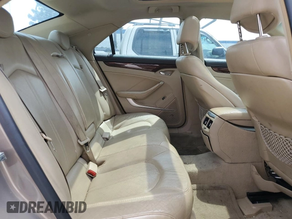 2008 Cadillac CTS RWD z VIN 1G6DV57V380157988, wystawiony jako Copart lot #55927515 z przebiegiem 128 171 mil mil oraz Czysty tytuł • Clean title. Historia ofert i sprzedaży dostępna na DreamBid. Obrazek 10.