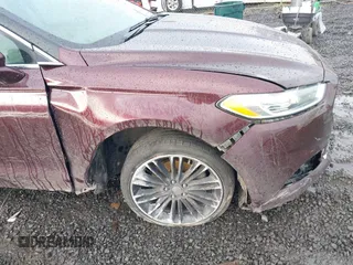 2013 Ford Fusion SE с VIN 3FA6P0H93DR379905, выставлен на аукционе IAAI как лот 41904023 с пробегом 148 753 миль миль и . История ставок и продаж доступна на DreamBid. Изображение 6.