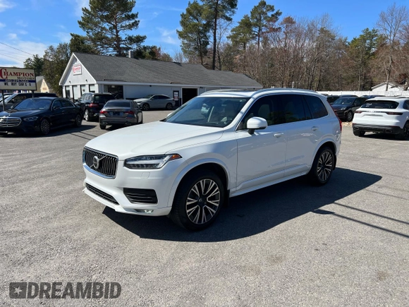 2020 Volvo XC90 Momentum with VIN YV4102CK5L1601980, listed as a Copart auction lot 53400515 with 124,714 mi miles and Clean Title. Bid and sale history available at carsss.com. Image 2.