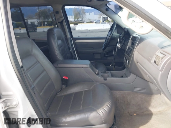 2003 Ford Explorer XLT with VIN 1FMZU63K83UC68895, listed as a IAAI auction lot 41681836 with 183,379 mi miles and . Bid and sale history available at DreamBid. Image 5.