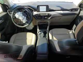 2021 Ford Escape SEL Hybrid z VIN 1FMCU0CZ5MUA52570, wystawiony jako Copart lot #42097635 z przebiegiem 105 059 mil mil oraz Czysty tytuł • Clean title. Historia ofert i sprzedaży dostępna na DreamBid. Obrazek 8.
