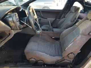 1990 Nissan 300ZX z VIN JN1RZ24A9LX000511, wystawiony jako Copart lot #85093674 z przebiegiem 282 399 mil mil oraz Szkody całkowita. Historia ofert i sprzedaży dostępna na DreamBid. Obrazek 7.